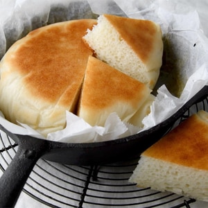 基本のフライパンで米粉パン 【プレーン】